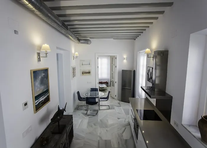Elegant Cádiz